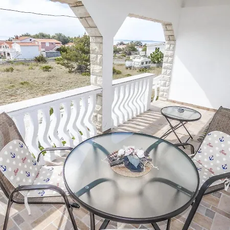 Apartment With A Parking Space - Torovi - - Pedinka, - 18577 *