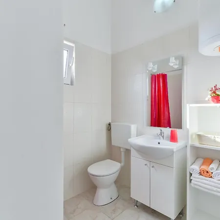 Apartment With A Parking Space - Torovi - - Pedinka, - 18577 *
