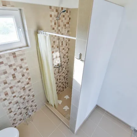With A Parking Space - Torovi - - Pedinka, - 18577 Apartment