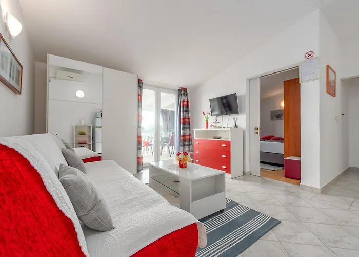 With Parking Space - Torovi - - Pedinka, - 18577 Apartman