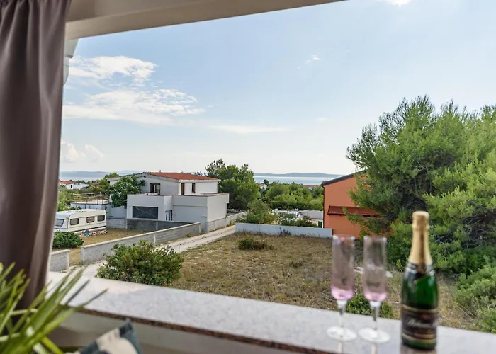 With Parking Space - Torovi - - Pedinka, - 18577 Apartman