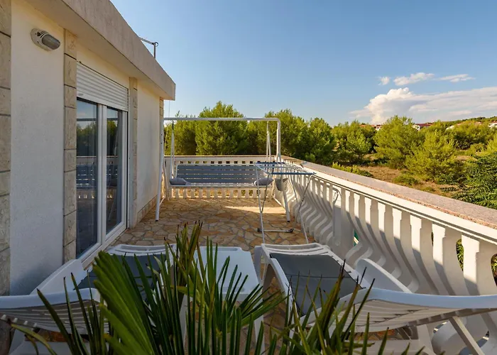 Apartment With Parking Space - Torovi - - Pedinka, - 18577 *